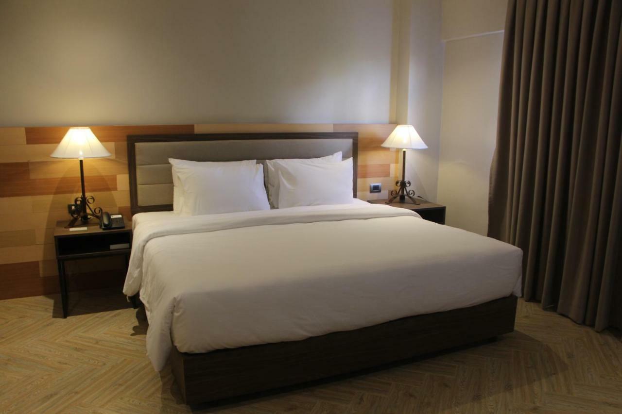 Acacia Hotel Μπακολόντ Εξωτερικό φωτογραφία